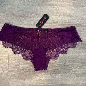 NWT Lace Cheeky Purple Panty Size Medium